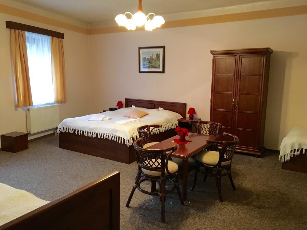 Hotel Barbora Чески-Крумлов Номер фото